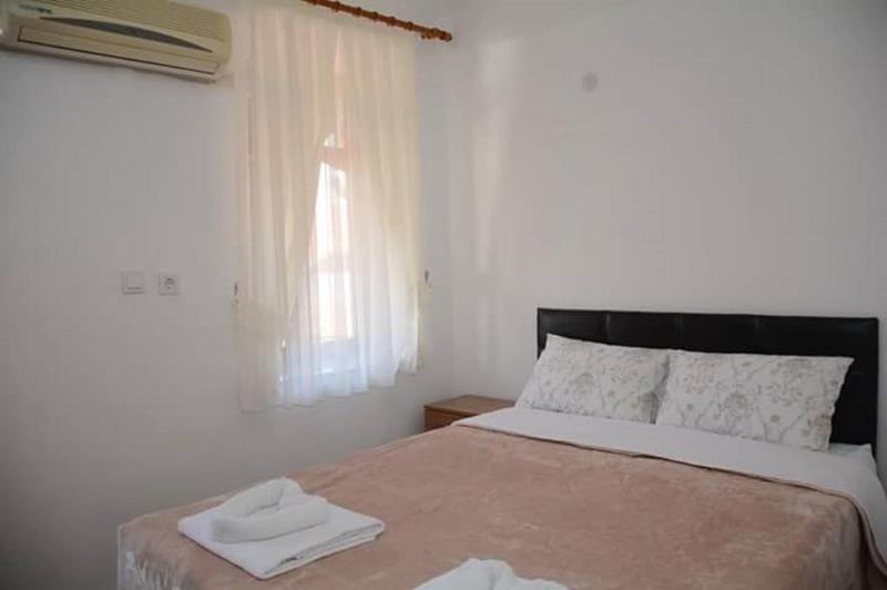Antonios Motel Side Exterior foto